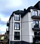 Тристаен апартамент с английски двор в Горна баня, София