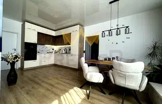 Тристаен апартамент в София, Горна баня