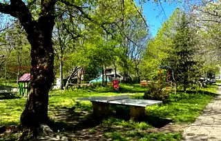 Двустаен апартамент с ремонт в Горна баня, София