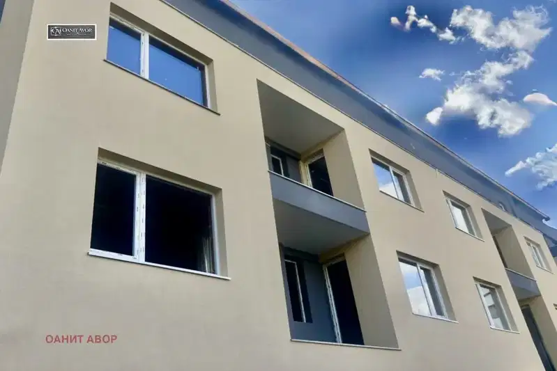 4-bedroom apartment in Sofiya, Gorublyane