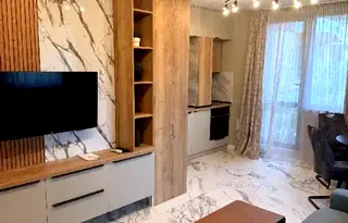 Двустаен апартамент с двор в Горубляне, София