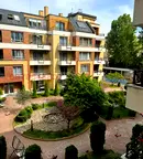 Тристаен апартамент в затворен комплекс в Градина, София