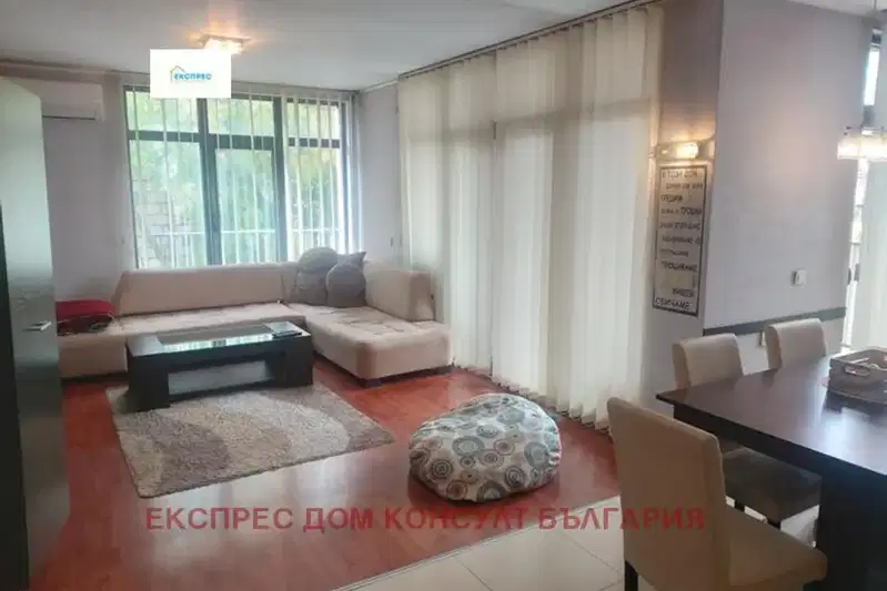 3-bedroom apartment in Sofia, Hadji Dimityr