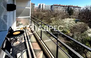 Двустаен апартамент с тераса в Хиподрума, София