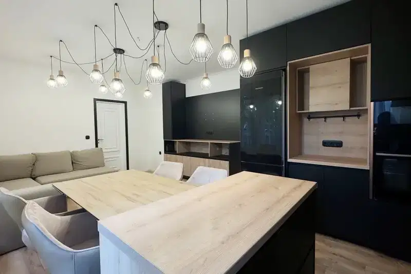3-bedroom apartment in Sofiya, Hladilnika
