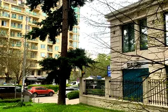 Двустаен апартамент с отделна кухня в Иван Вазов, бул. Витоша