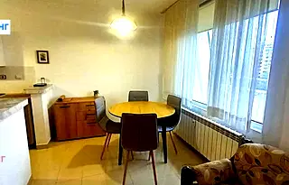 Двустаен апартамент с южна тераса в Иван Вазов, София