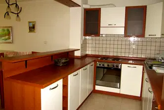 3-стаен апартамент с балкони в Иван Вазов, бул. Витоша