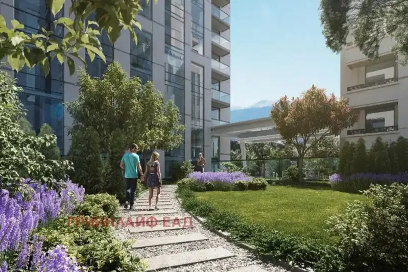 4-bedroom apartment in Sofiya, Izgrev