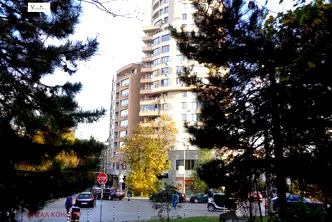 Тристаен апартамент с тераса в Изток, София, ул. Николай Хайтов