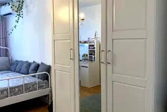 Просторен 3-стаен апартамент в кв. Изток с функционално разпределение