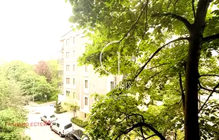 Тристаен апартамент с тераса в кв. Изток, София