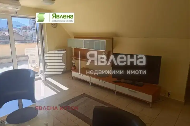 Едностаен апартамент с тераса в кв. Изток, София