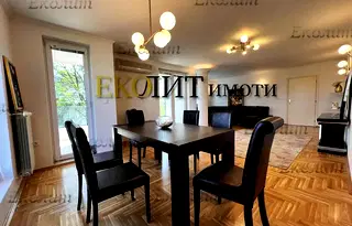 Просторен 4-стаен апартамент с три тераси в Изток, София