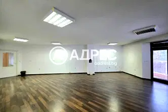 Многостаен апартамент с 4 стаи в Южен парк, София