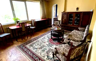 Двустаен апартамент с балкон в Княжево, София