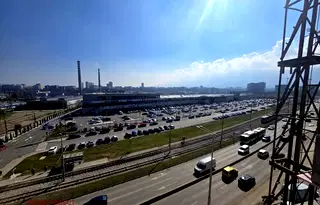 Тристаен апартамент с панорамна гледка в Красна поляна 2