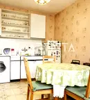 Тристаен апартамент в Красна поляна 2 с балкони