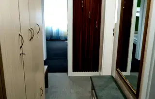 Тристаен апартамент в Красна поляна 2 с два балкона