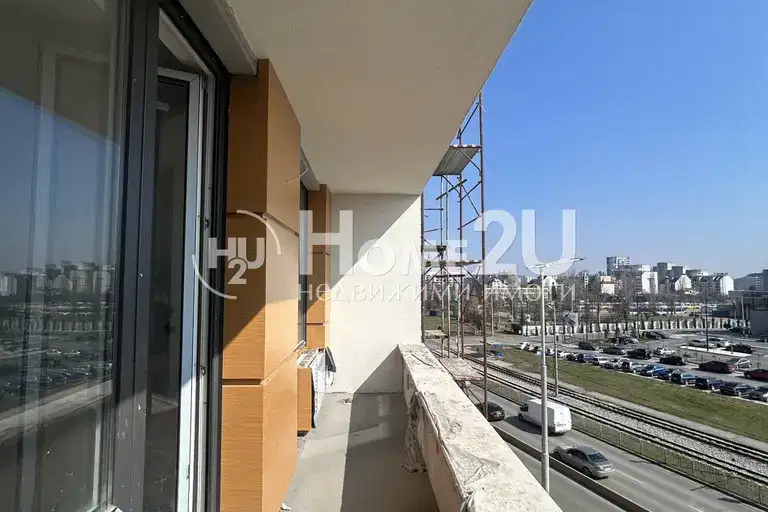Многостаен апартамент в София, Красна поляна 3