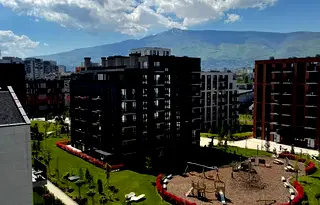Двустаен апартамент с паркомясто в Красно село, София