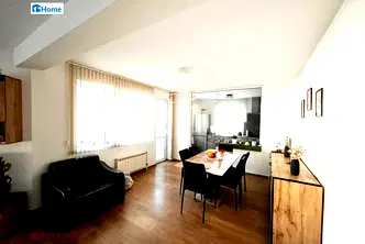 Тристаен апартамент с две тераси в Красно село, София