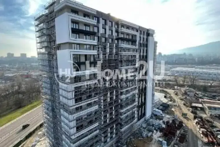 3-bedroom apartment in Sofiya, Krasno Selo