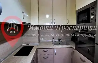 Тристаен апартамент в Красно село с възможност за гараж