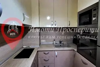 Тристаен апартамент в Красно село с възможност за гараж