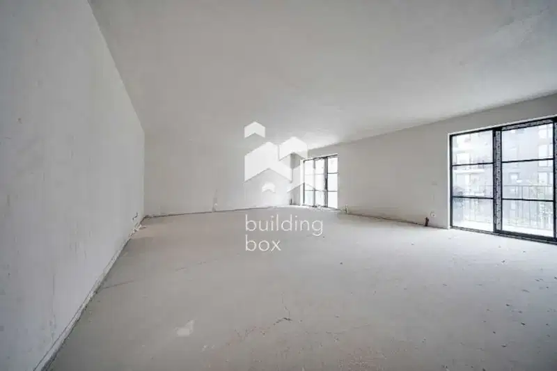 4-bedroom apartment in Sofiya, Krasno Selo