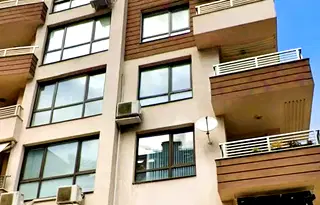 Двустаен апартамент в Красно село с асансьор на ул. Пчела