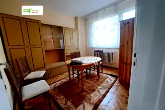 Просторен 3-стаен апартамент в Красно село с две бани