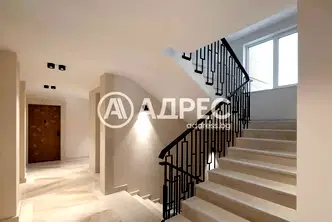 Двустаен апартамент в София, Кръстова вада