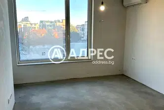 Двустаен апартамент в София, Кръстова вада