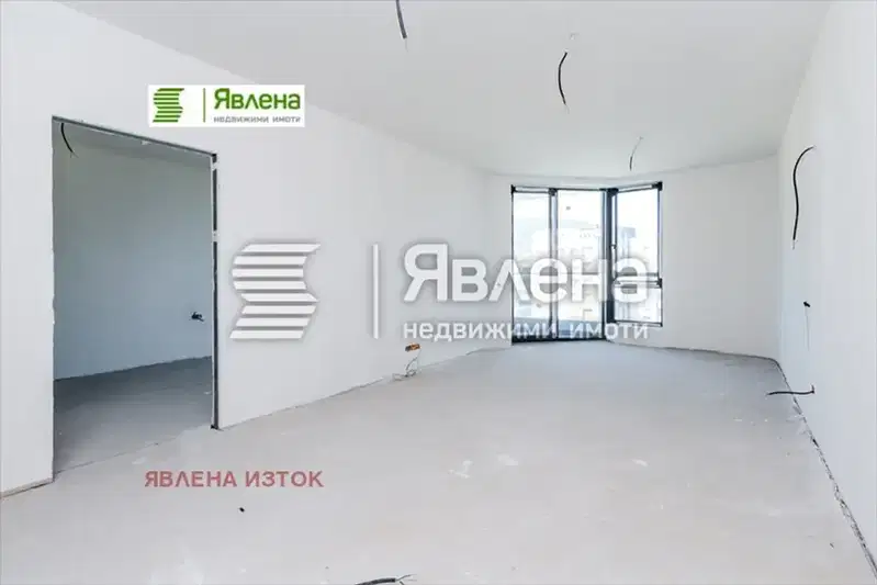 Тристаен апартамент с тераса и гледка към Витоша в Кръстова вада
