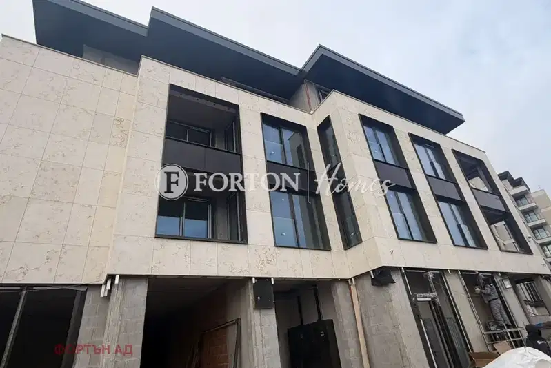 3-bedroom apartment in Sofiya, Krystova Vada