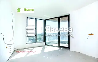 Многостаен апартамент в София, Кръстова вада
