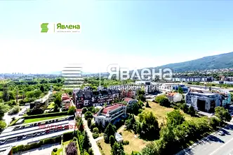 Четиристаен апартамент с две тераси в Кръстова вада, София