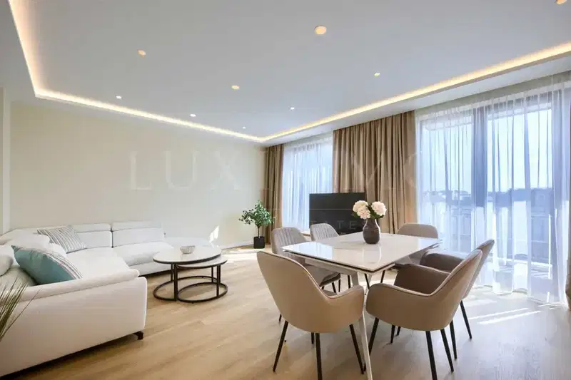 3-bedroom apartment in Sofiya, Krystova Vada