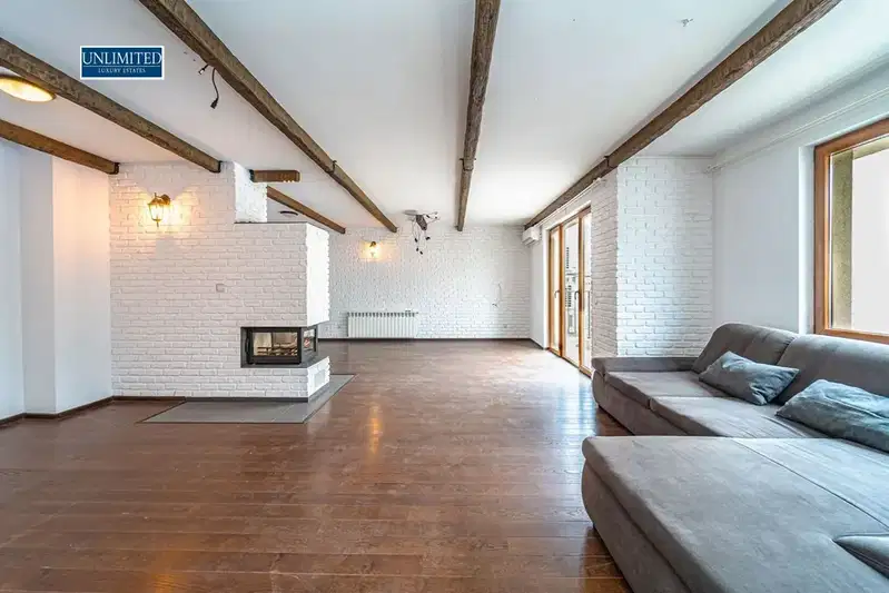 4-bedroom apartment in Sofiya, Krystova Vada