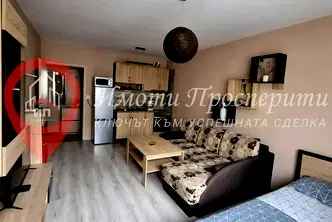 Едностаен апартамент в София, Лагера