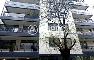 Двустаен апартамент в Лагера с тераса, ново строителство