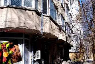 Двустаен апартамент в Лагера с възможност за преустройство