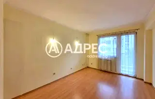Тристаен апартамент в София, Лагера