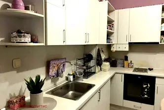 Тристаен апартамент с 2 спални в Лагера, София