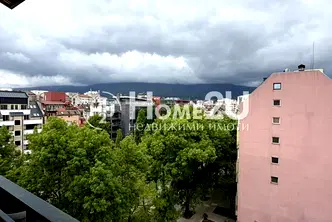 Тристаен апартамент с две тераси в Лагера, София
