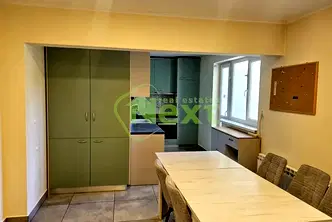 Четиристаен апартамент с три балкона в Лагера, София