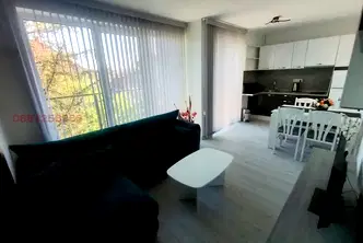 Двустаен апартамент в Левски с южно изложение и асансьор
