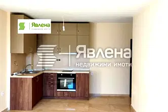 Тристаен апартамент с паркомясто в Левски, София