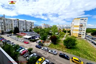 Четиристаен апартамент в Левски Г с две тераси